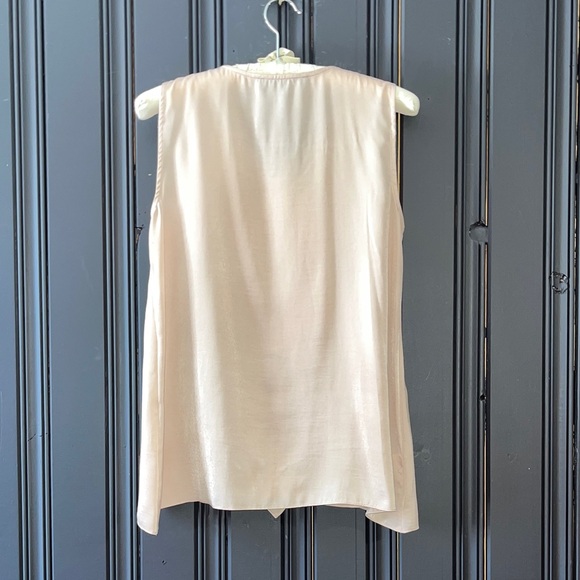 Sleeveless Ruffle Top - Picture 3 of 6